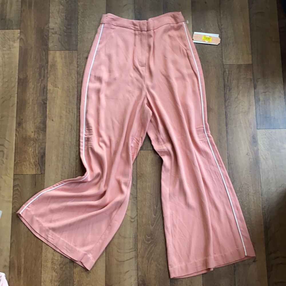NWT GB wide leg cropped pants